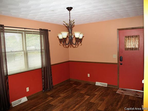 5th image of 1169 Sweetbriar Pl