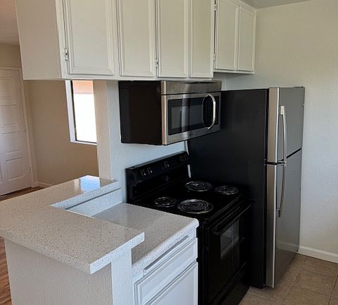 3rd image of 4554 Kansas St APT 3