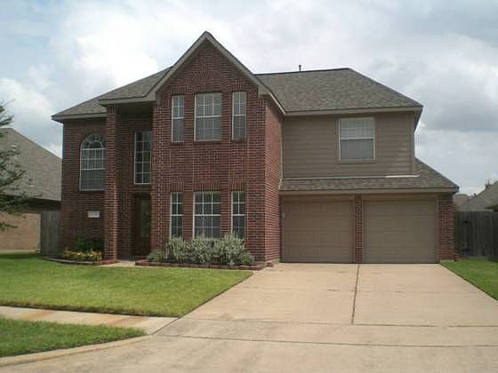 1st image of 10911 Spruce Dr N