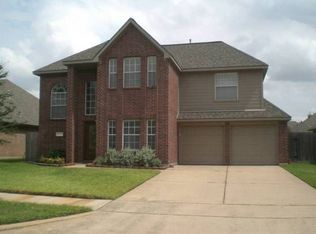 10911 Spruce Dr N, La Porte, TX 77571