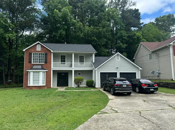 3915 Melanie Woods Dr, Atlanta, GA 30349