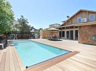 560 Bayberry Walk, Ocean Beach, NY 11770