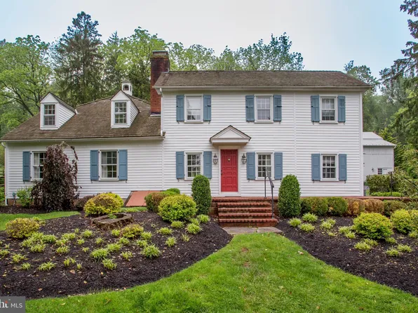 3864 Spring Valley Rd, Doylestown, PA 18902