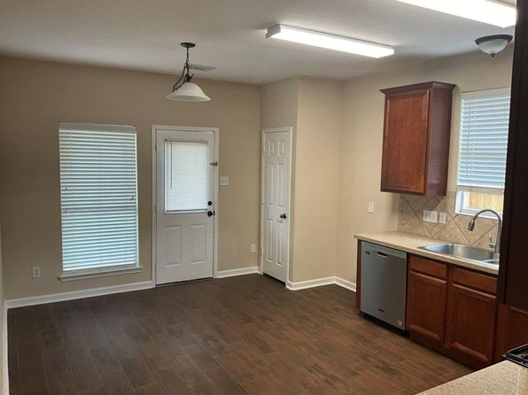 10427 Lyndon Meadows Dr, Houston, TX 77095