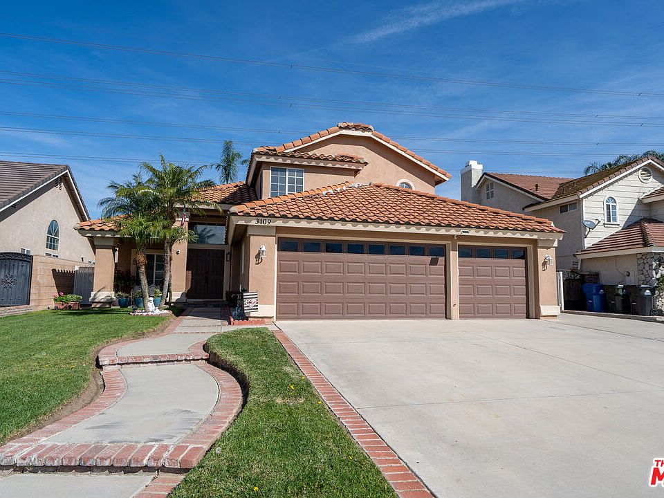 1st image of 3109 E Black Horse Dr