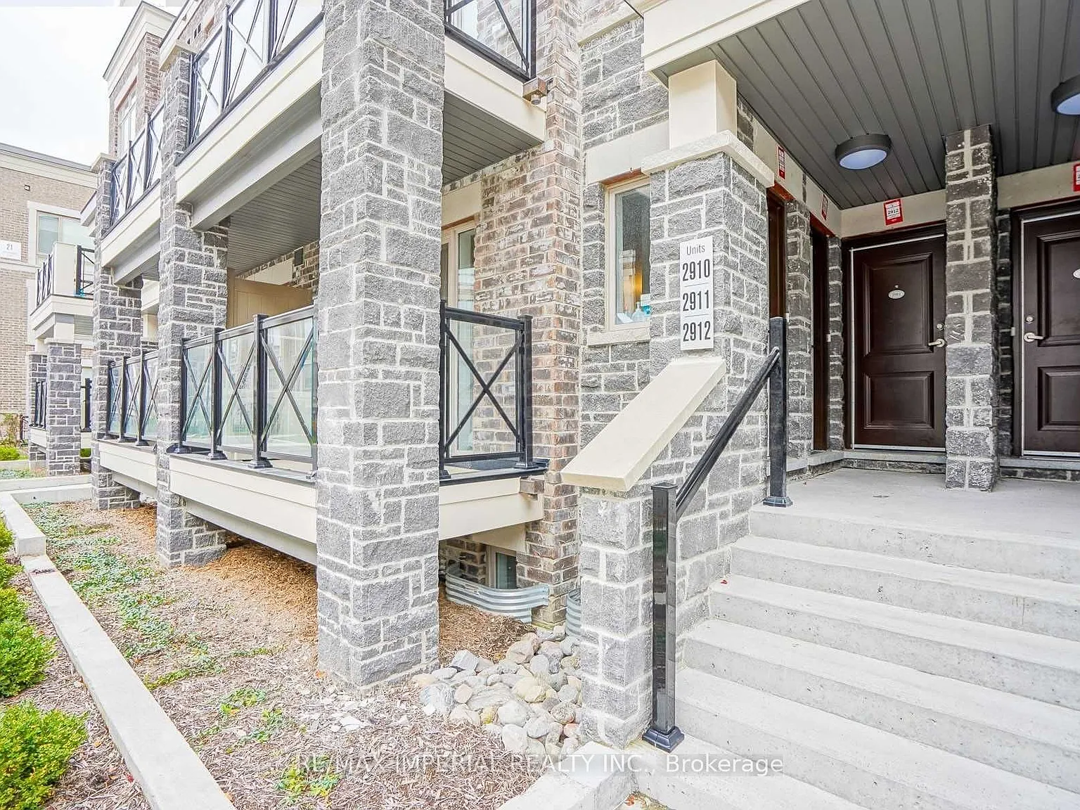 2 bed, $2,700 — Photo 3