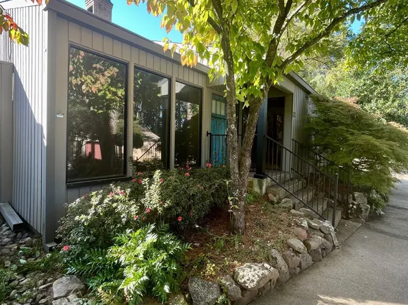 22 Bramlette Pl #1, Longview, TX 75601