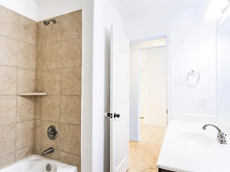 9918 Hideaway Bend Ln — Photo 9