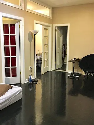 Rented by Charles Coutinho LLC | media 45