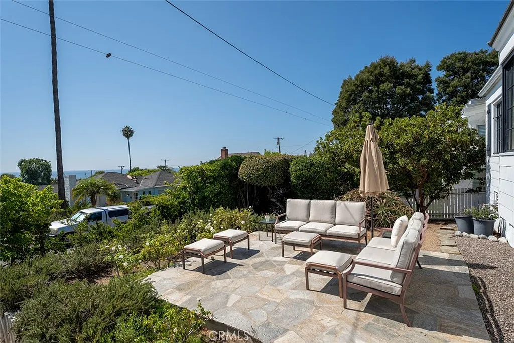 3 bed, 2.5 bath, 1533 sqft, $17,500 — Photo 3