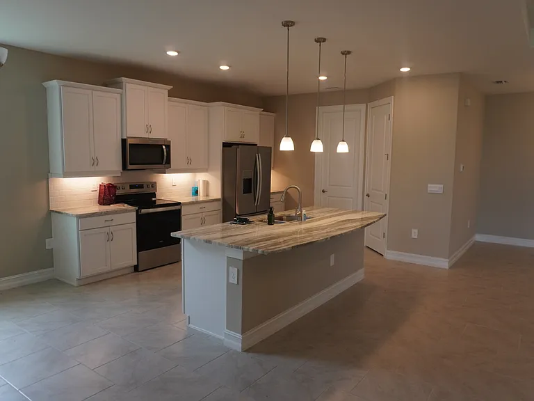 16027 Crofton Springs Way — Photo 10