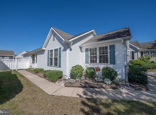 208 N Silver Fox Dr, Glen Mills, PA 19342