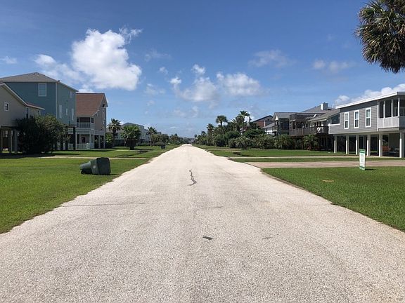 5th image of 13610 San Domingo Dr