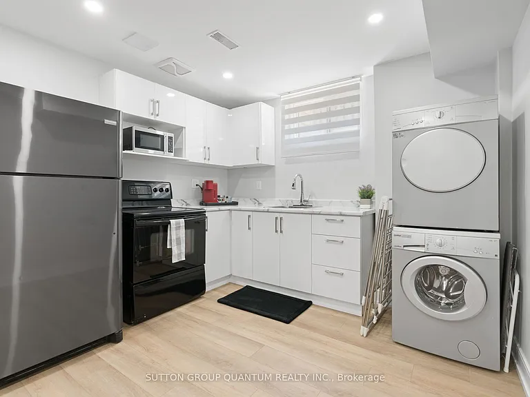 17 Clearview Dr #BASEMENT — Photo 4