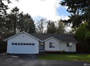 523 Mount Olympus Ave SE, Ocean Shores, WA 98569