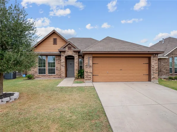 5127 Stewart Dr, College Station, TX 77845