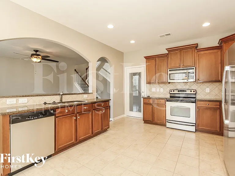 574 Marthas View Dr NW — Photo 7
