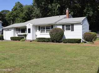 31 Bridle Path, Albany, NY 12205