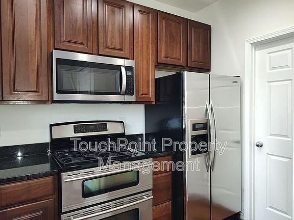 3rd image of 3628 Card St