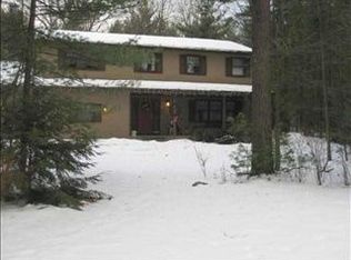 29 Rip Van Ln, Ballston Spa, NY 12020