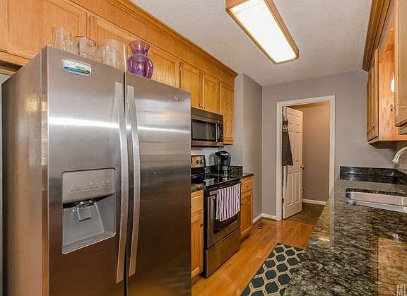3rd image of 1445 Bushville Dr