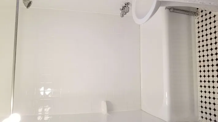 Rented by Realty Queens LLC | media 8