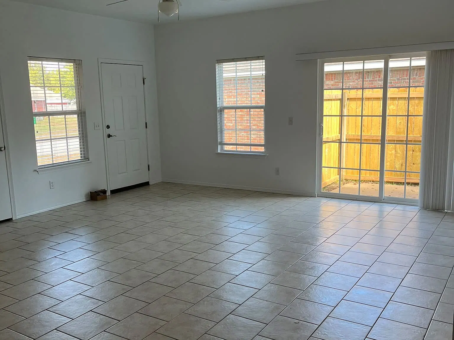 3 bed, 1545 sqft, $1,200 — Photo 3