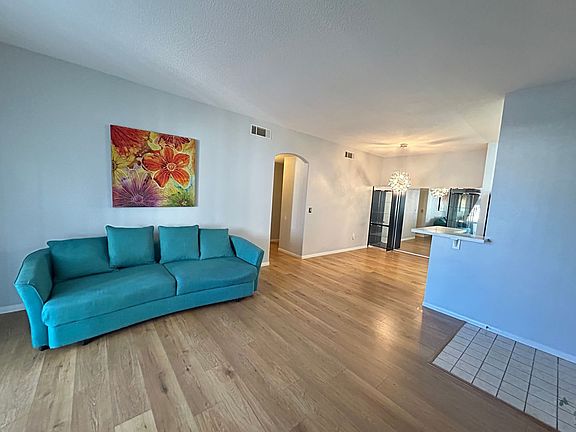 4th image of 1830 N Buffalo Dr Unit 1038