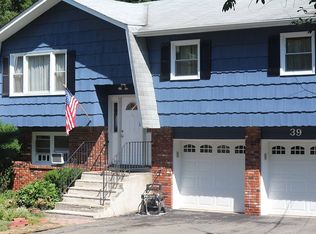 39 Rollins Trl, Hopatcong, NJ 07843