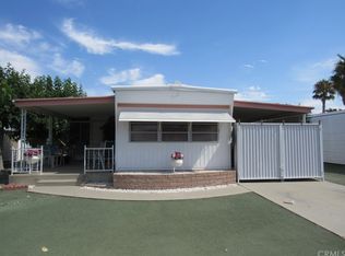 1030 W Johnston Ave, Hemet, CA 92543