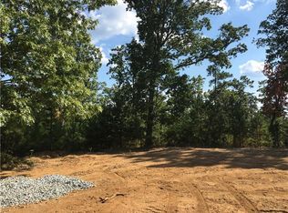 4 Gibbs Rd, Canton, GA 30115