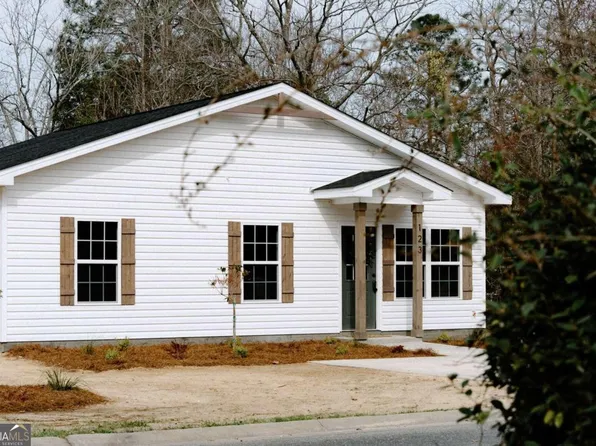123 Jones St, Baxley, GA 31513
