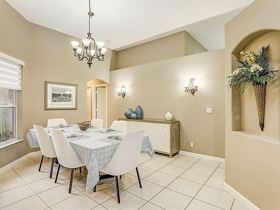 5th image of 6177 Sand Hills Circle