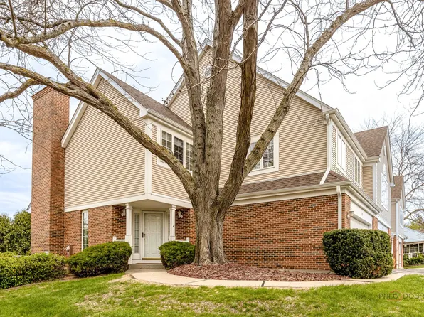 703 Monroe Dr, Lindenhurst, IL 60046