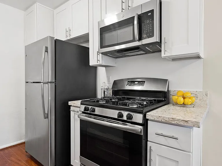 Casa De Marina Apartments — Photo 71