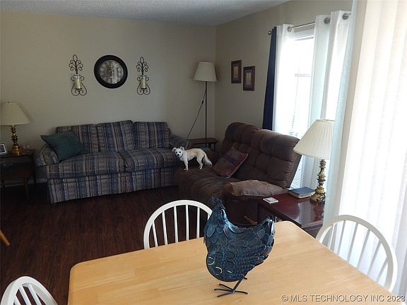 3rd image of 129 Falconhead Dr #H