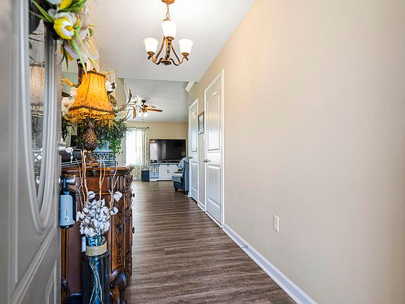 4th image of 257 Bryson Way