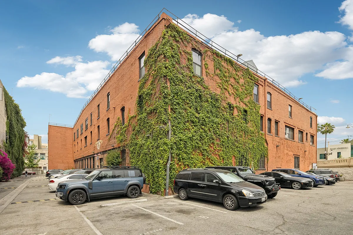 Building Photo - Newberry Lofts
