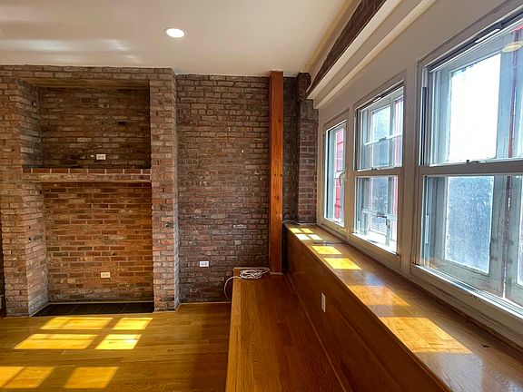 4th image of 349 E 14th St APT 1F