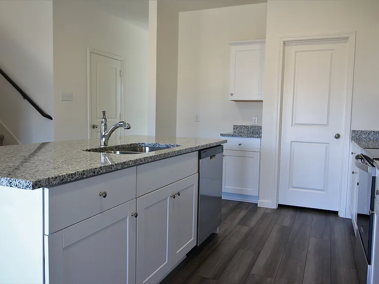1246 Herring Dr — Photo 46