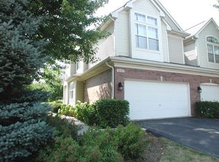 1480 Wyndham Cove Ln, Schaumburg, IL 60173