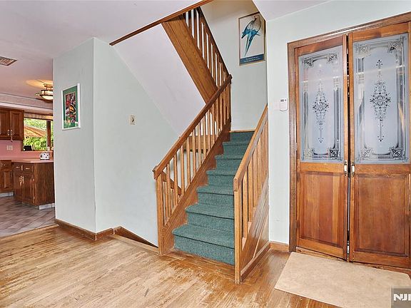 3rd image of 245 Highland Ave