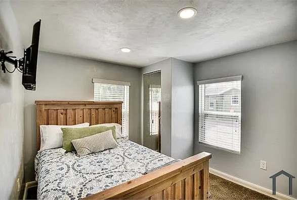 155 S Martin Luther King Blvd #B — Photo 5