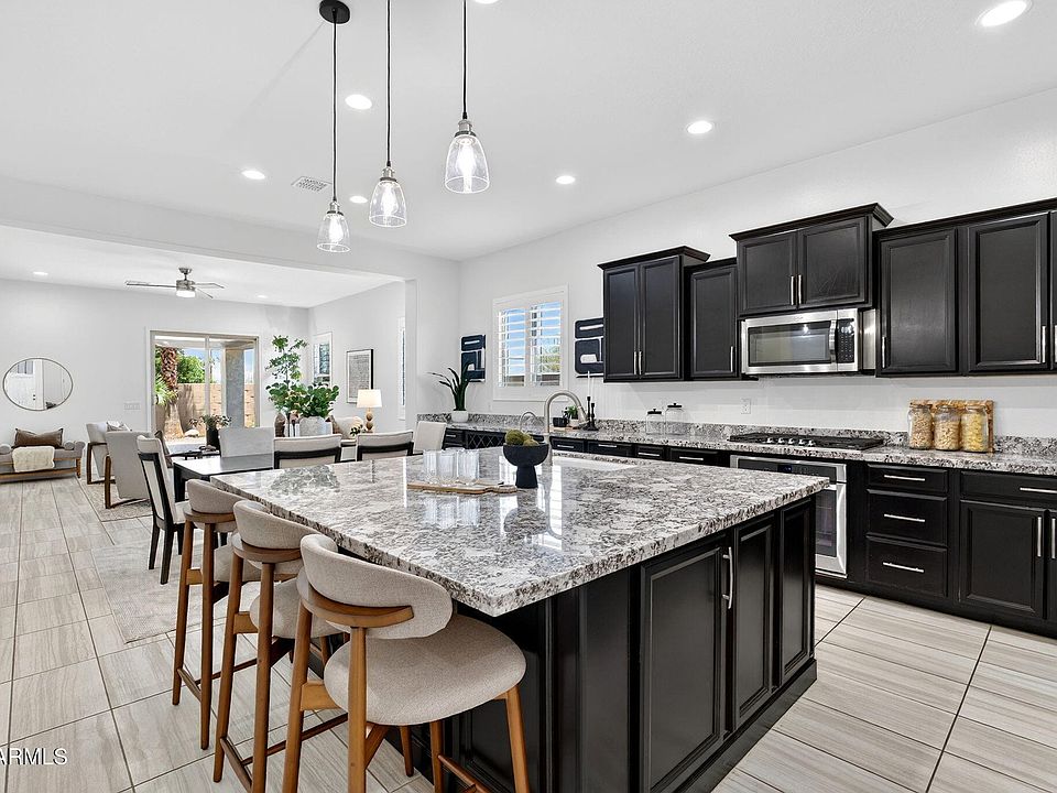 1st image of 286 E DOGWOOD Drive