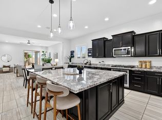 286 E Dogwood Dr, Chandler, AZ 85286