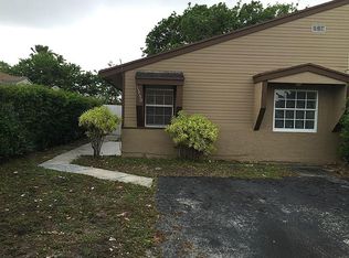 1360 SW 71st Ter, North Lauderdale, FL 33068