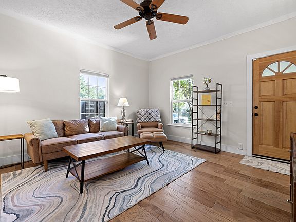4th image of 715 Spears Ave