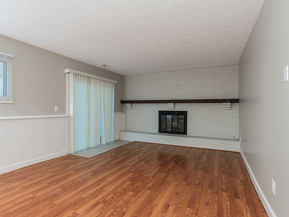 4th image of 250 Francisridge Dr