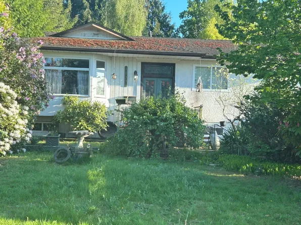 11398 88a Ave, Delta, BC V4C 3E4