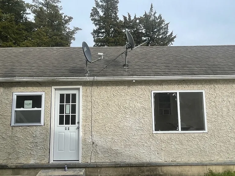 513 Blackburn Ave — Photo 5